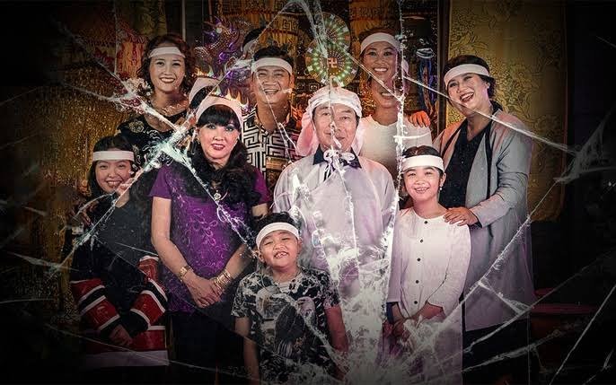 đêm tối rực rỡ