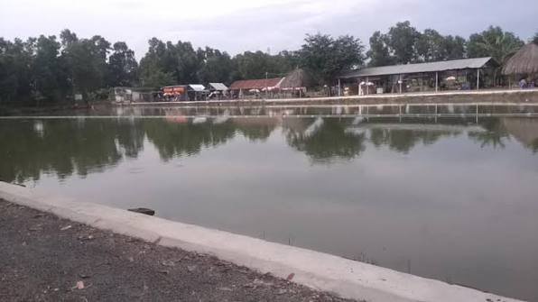 hồ câu cá giải trí thanh bình 2